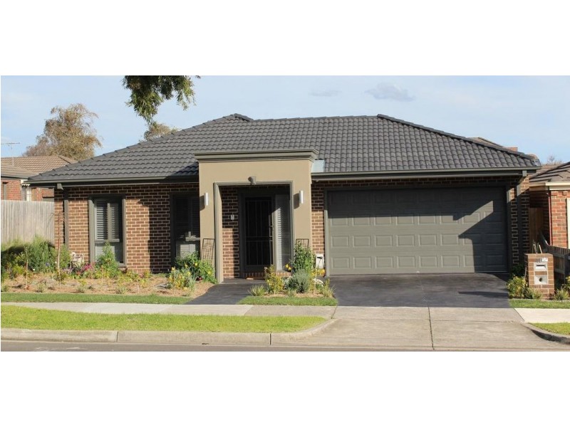 1 & 2/1 Carrathool Street, Bulleen VIC 3105