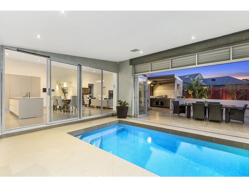 31 Orchid Avenue, Reservoir VIC 3073