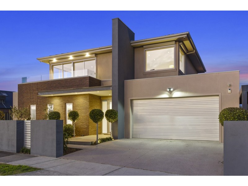 31 Orchid Avenue, Reservoir VIC 3073