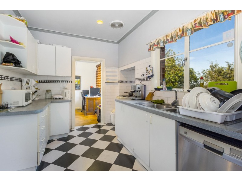 124 Manningham Road, Bulleen VIC 3105