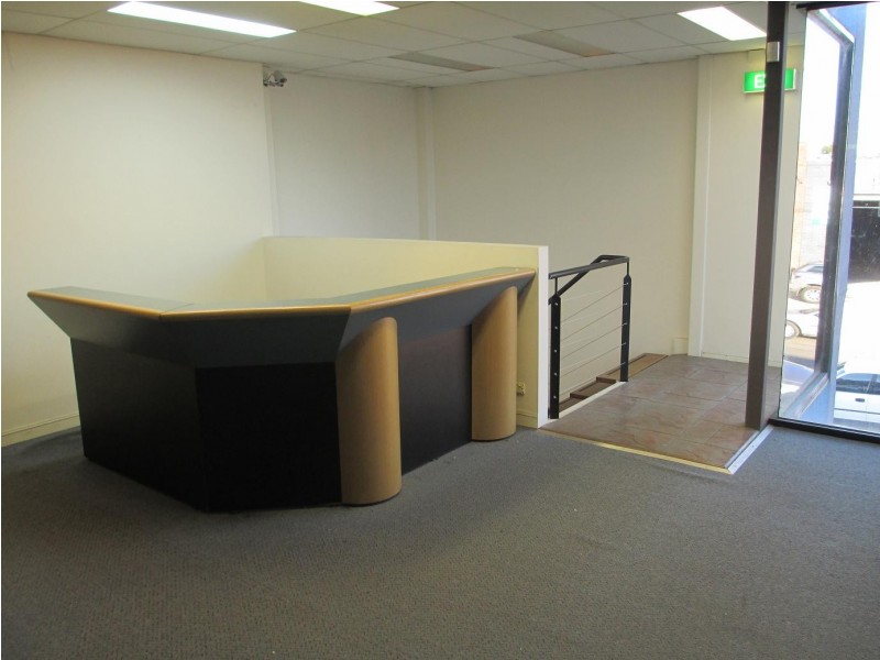 Upper Floor/73 Sarton Road, Clayton VIC 3168