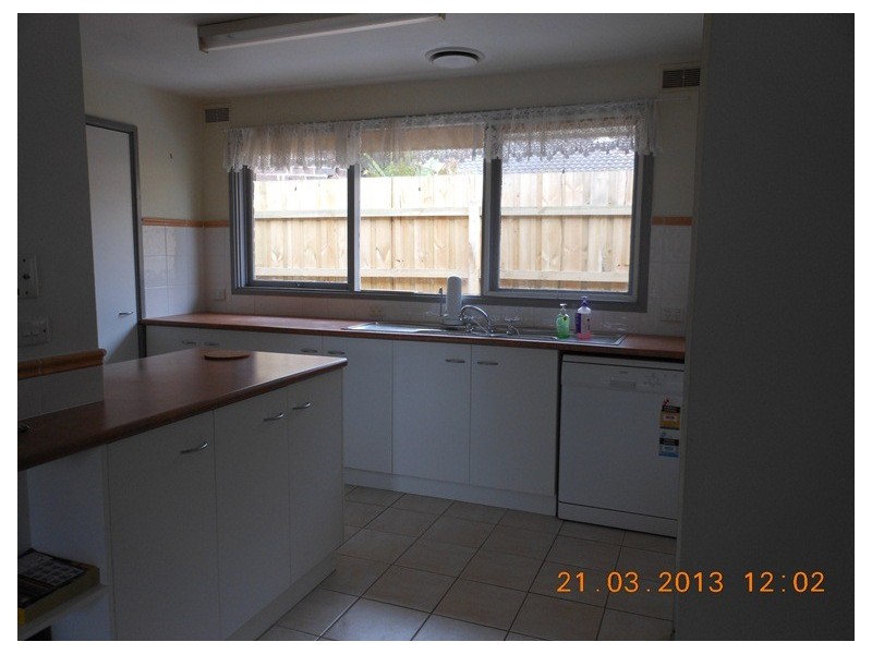 23 Collendina Crescent, Scoresby VIC 3179