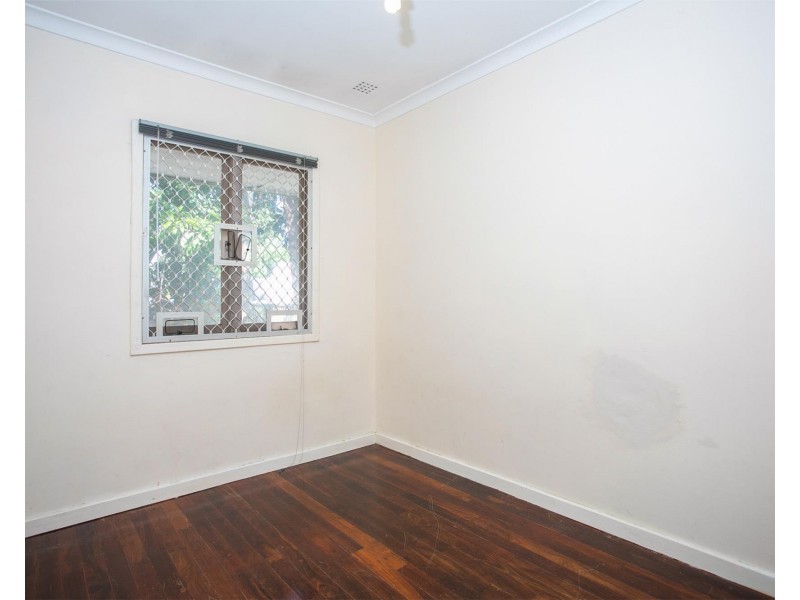 10 Tangmere Way, Balga WA 6061