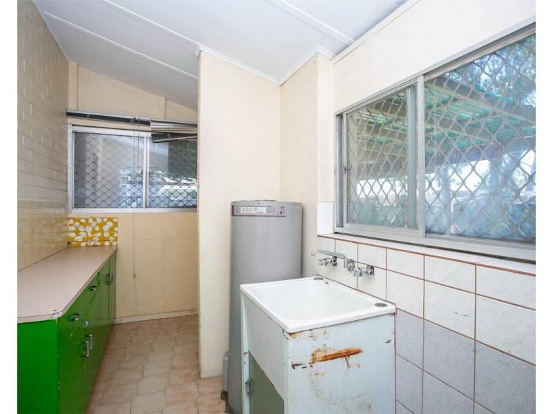 10 Tangmere Way, Balga WA 6061