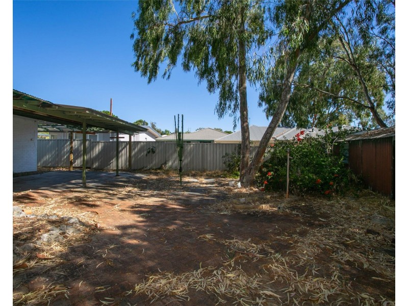 10 Tangmere Way, Balga WA 6061