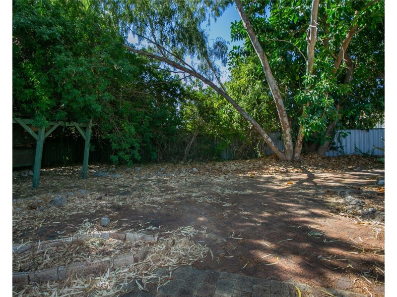 10 Tangmere Way, Balga WA 6061