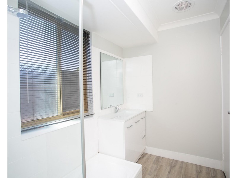 11 Congo Place, Beechboro WA 6063