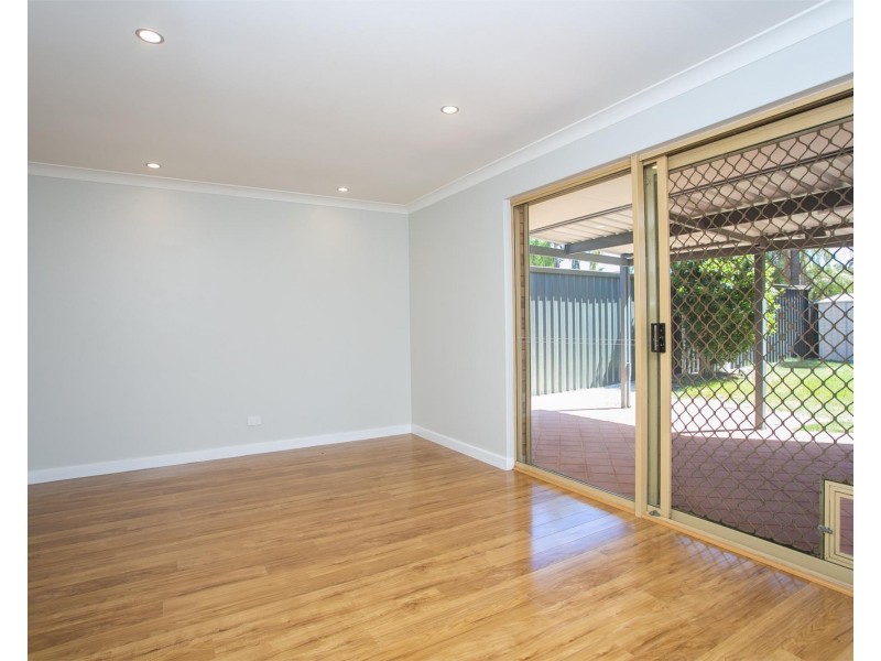 11 Congo Place, Beechboro WA 6063