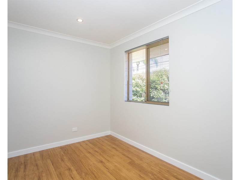 11 Congo Place, Beechboro WA 6063