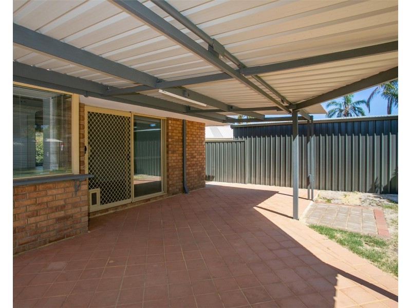 11 Congo Place, Beechboro WA 6063