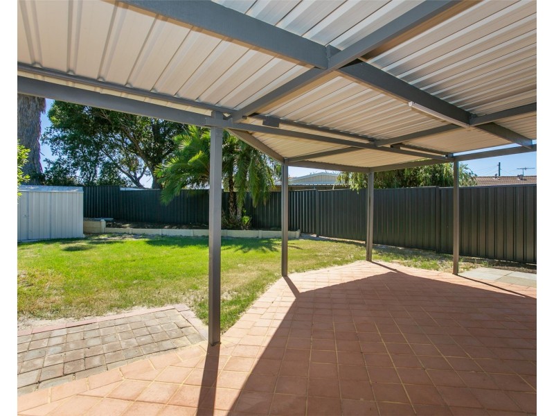 11 Congo Place, Beechboro WA 6063