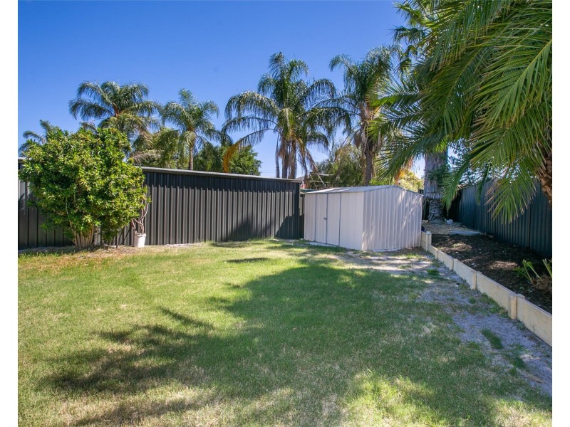 11 Congo Place, Beechboro WA 6063