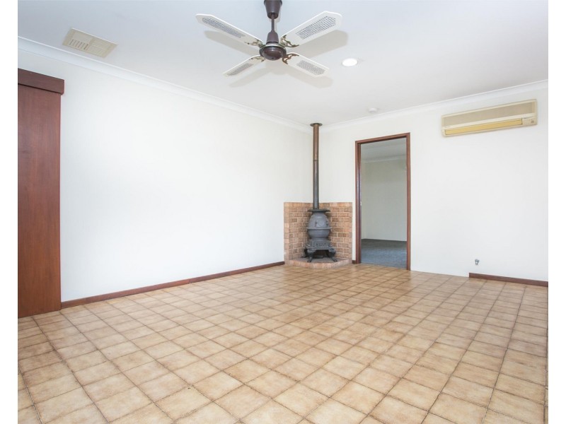 50 Freeland Square, Eden Hill WA 6054