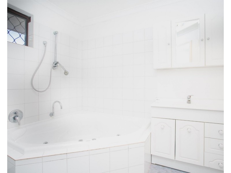 50 Freeland Square, Eden Hill WA 6054