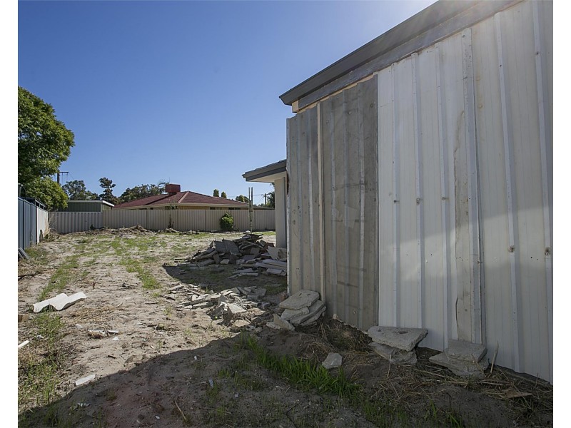 2/212 Altone Road, Beechboro WA 6063