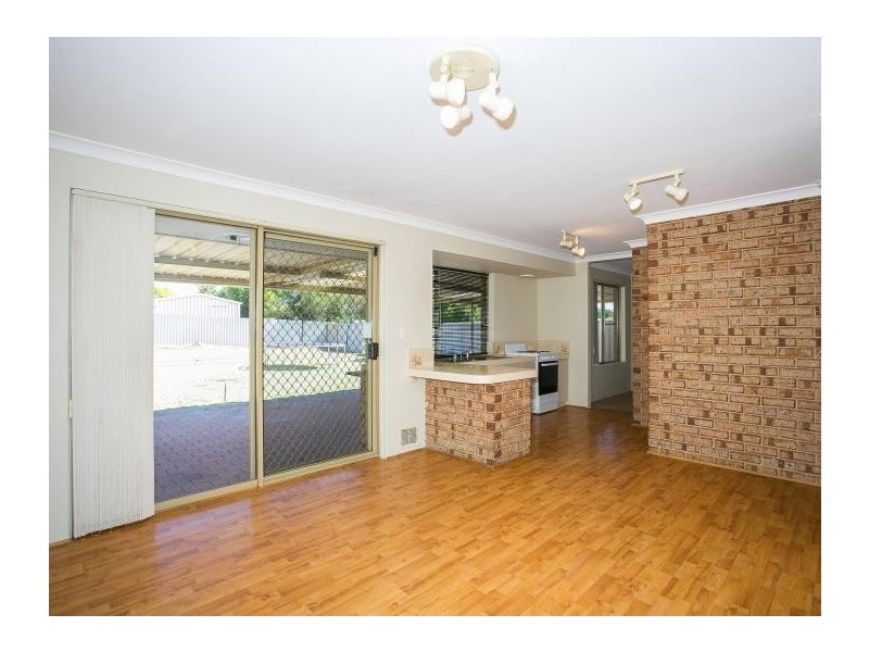 28 Parin Road, Marangaroo WA 6064