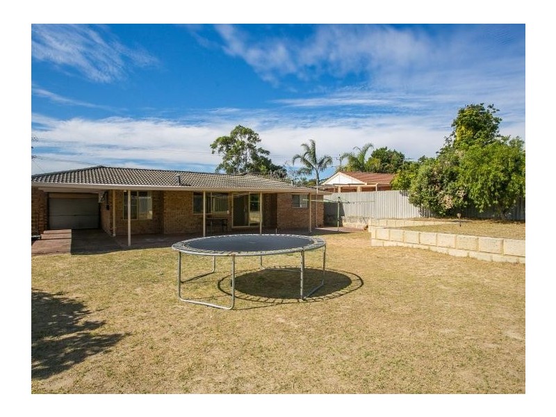 28 Parin Road, Marangaroo WA 6064