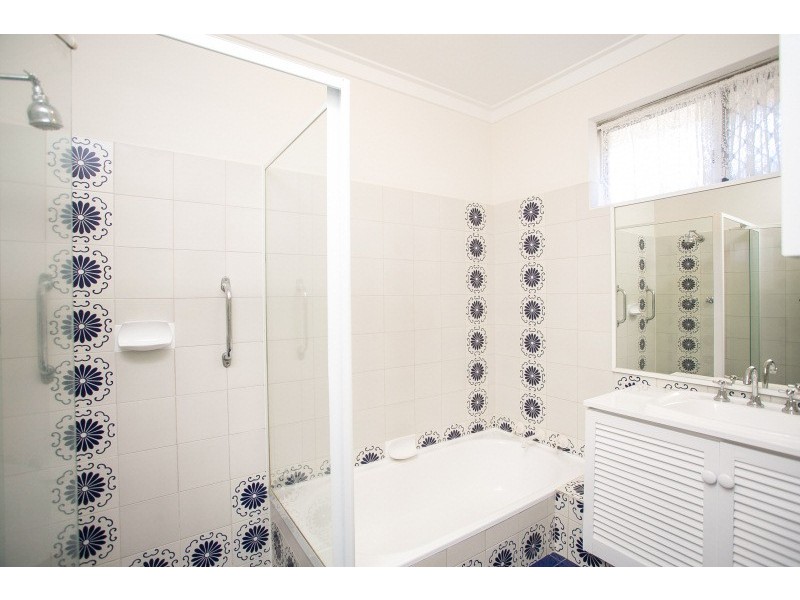 6 Rugby Street, Bassendean WA 6054