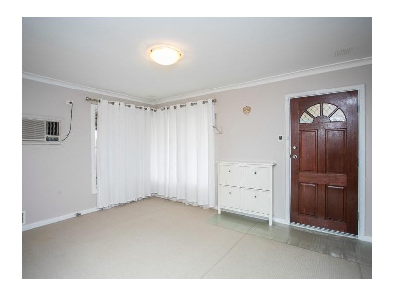 20 Winterton Way, Girrawheen WA 6064