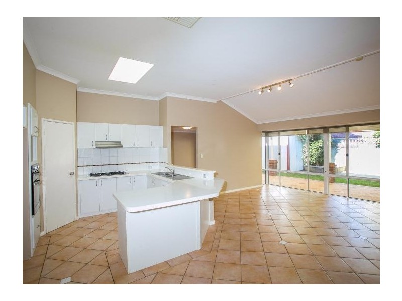 7 Brookway Retreat, Landsdale WA 6065