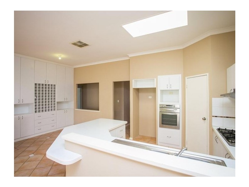 7 Brookway Retreat, Landsdale WA 6065