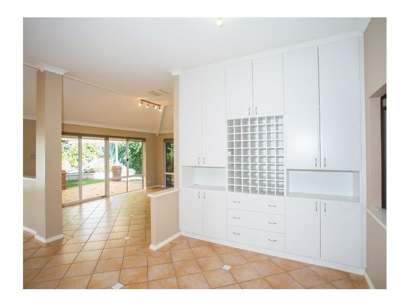 7 Brookway Retreat, Landsdale WA 6065