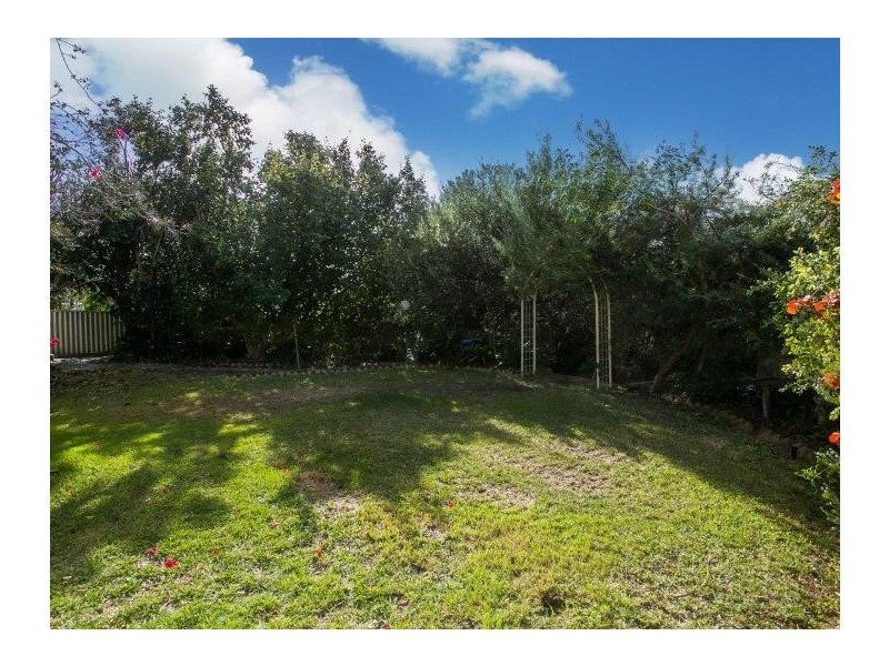 13 Davidson Road, Attadale WA 6156