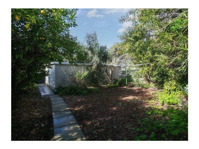 13 Davidson Road, Attadale WA 6156