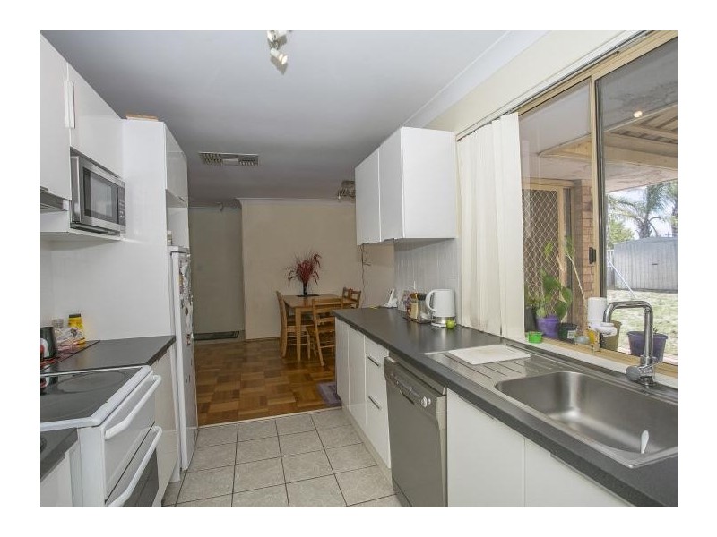 35 Welland Way, Beechboro WA 6063
