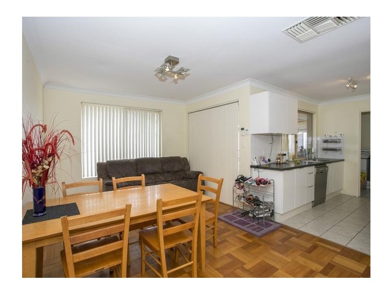 35 Welland Way, Beechboro WA 6063