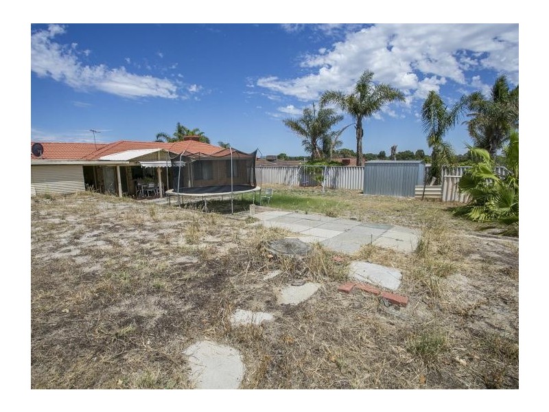 35 Welland Way, Beechboro WA 6063