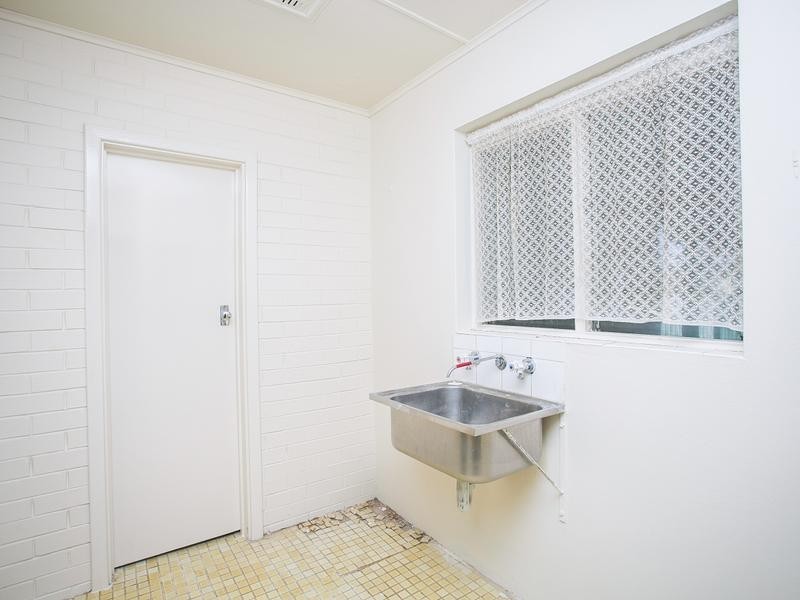 4 Norbury Way, Langford WA 6147