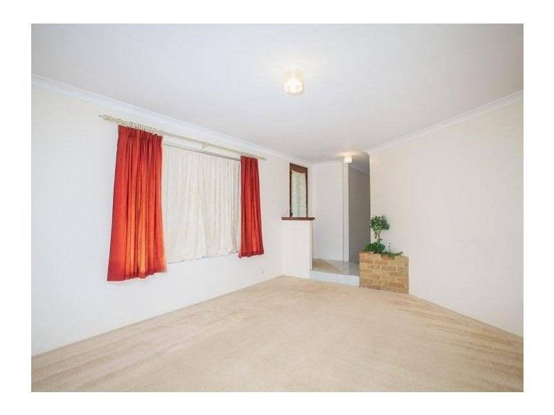 5 Cocos Grove, Kiara WA 6054