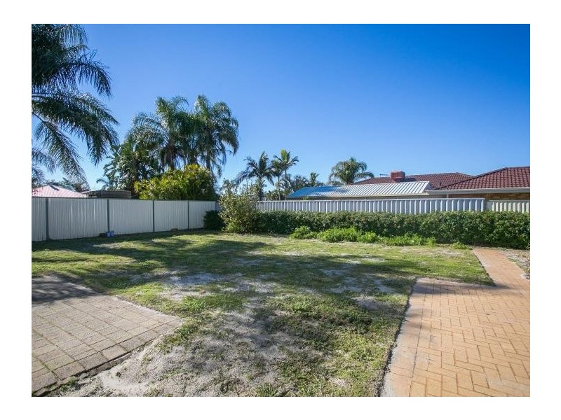 5 Cocos Grove, Kiara WA 6054