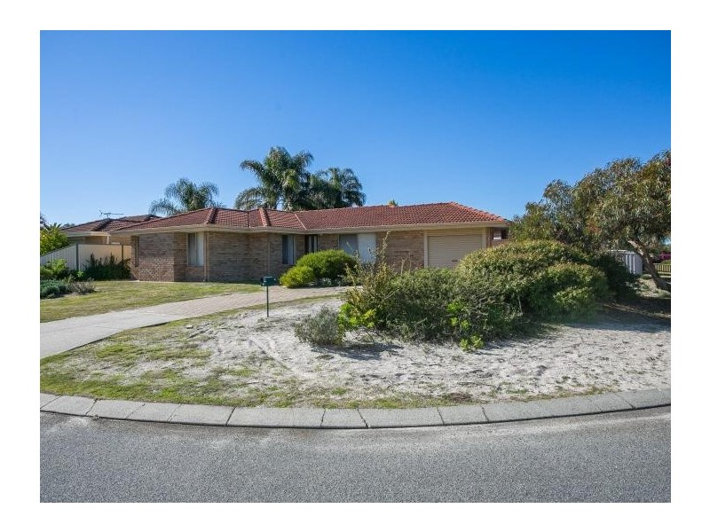 5 Cocos Grove, Kiara WA 6054