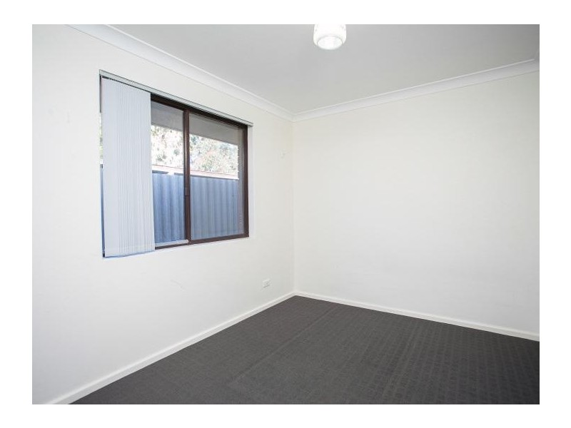 6 Hull Way, Beechboro WA 6063