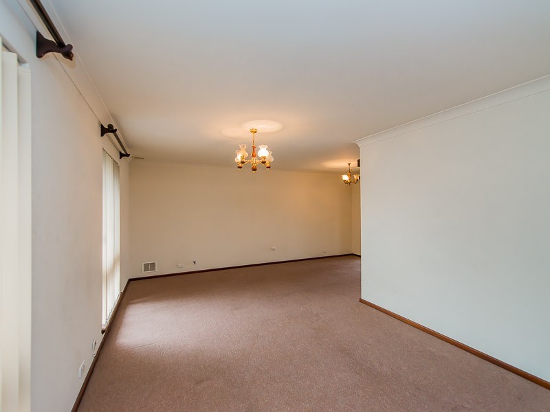 5 Bailey Place, Beechboro WA 6063