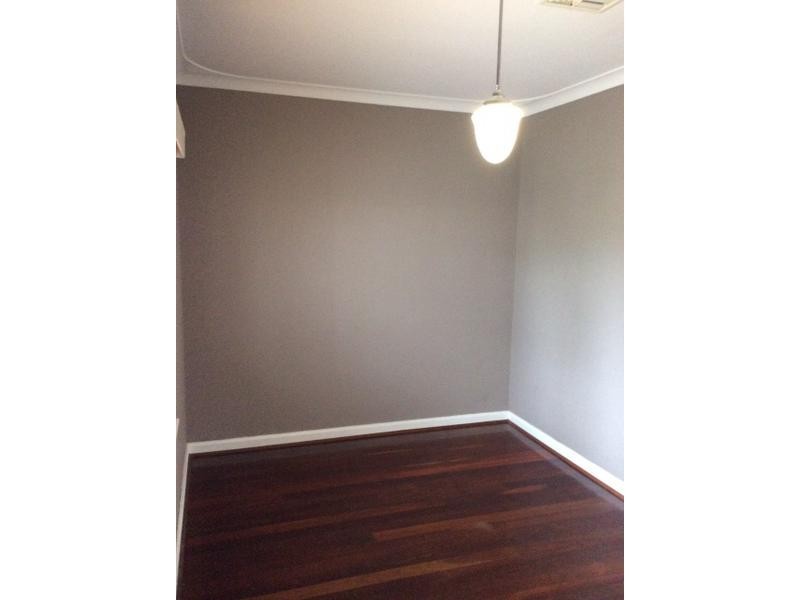 5 Mcglew Street, Eden Hill WA 6054