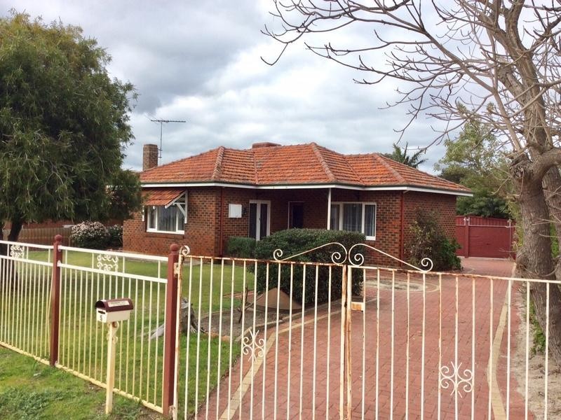 5 Mcglew Street, Eden Hill WA 6054