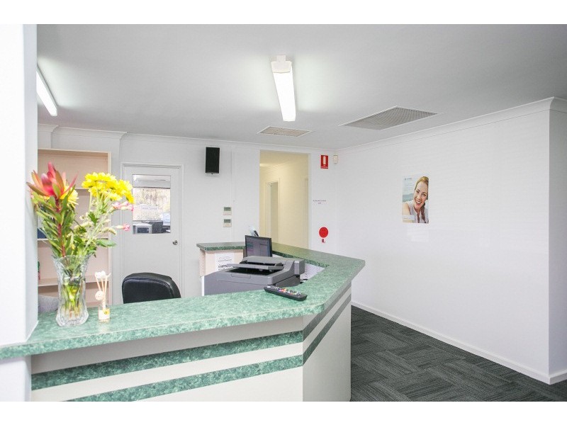 2 Hull way, Beechboro WA 6063