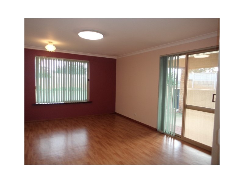 2 Satellite Retreat, Kiara WA 6054