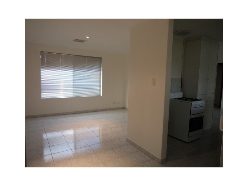 2 Satellite Retreat, Kiara WA 6054