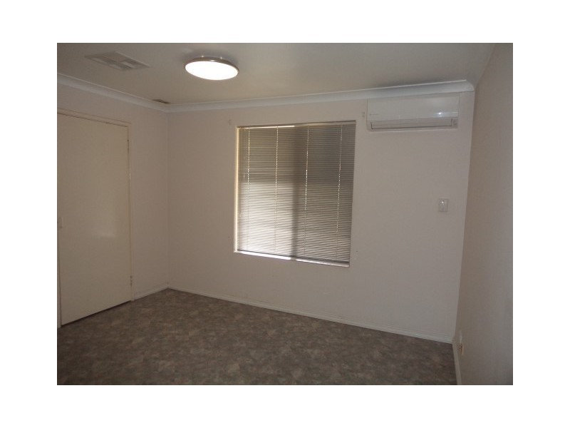 2 Satellite Retreat, Kiara WA 6054