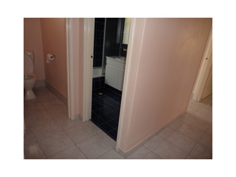 2 Satellite Retreat, Kiara WA 6054