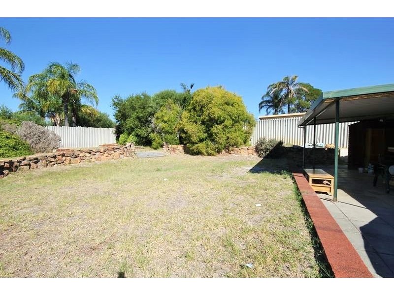 40 Hull Way, Beechboro WA 6063