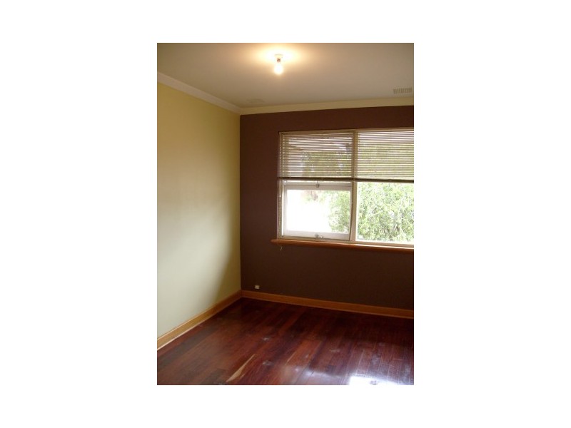 5 Gatton Way, Embleton WA 6062