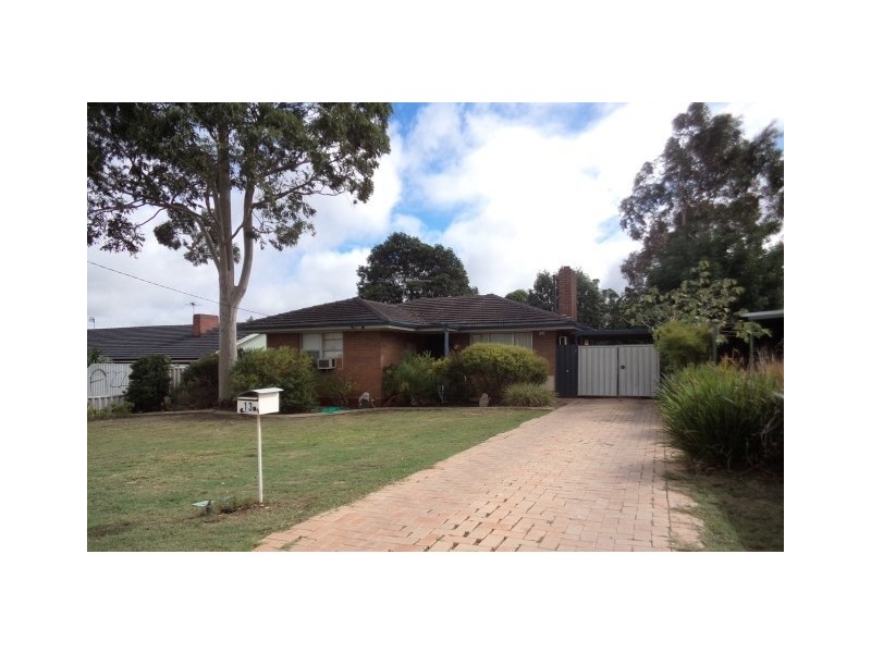 13 Caladenia Way, Koongamia WA 6056
