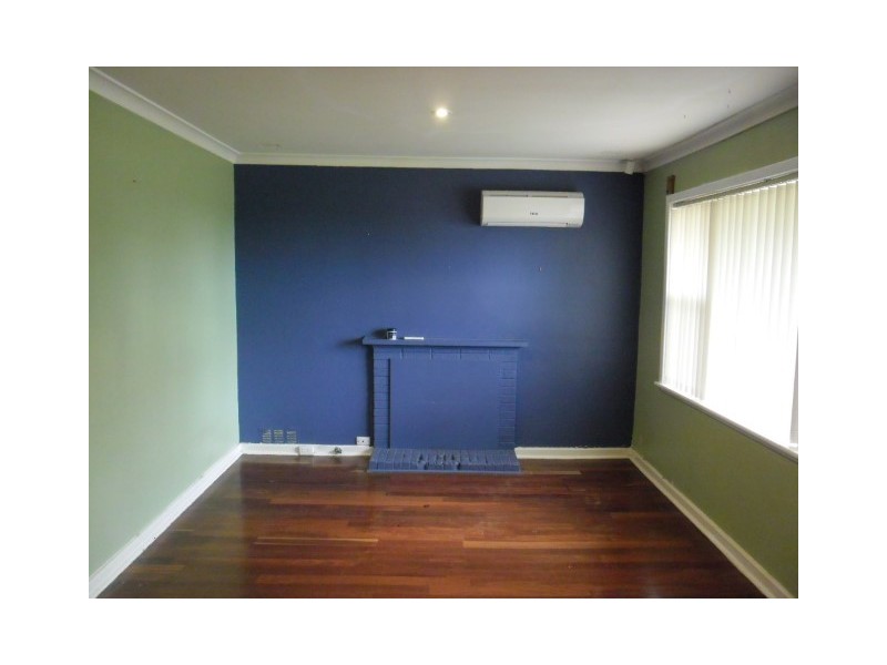13 Caladenia Way, Koongamia WA 6056
