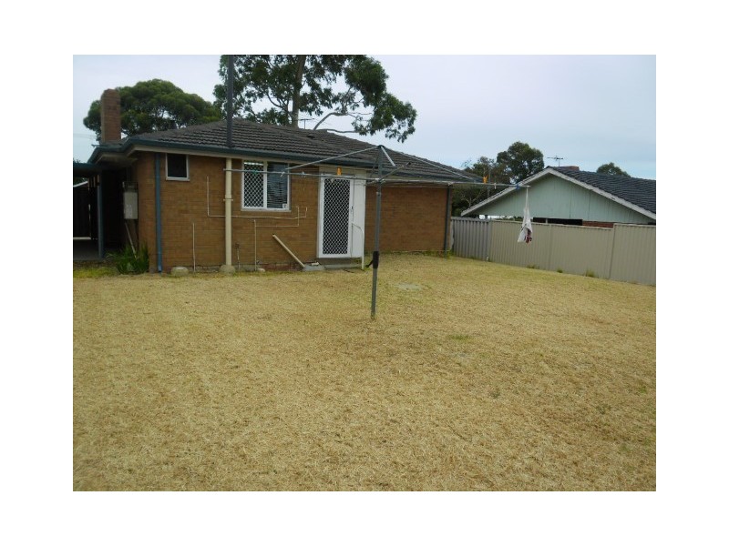 13 Caladenia Way, Koongamia WA 6056