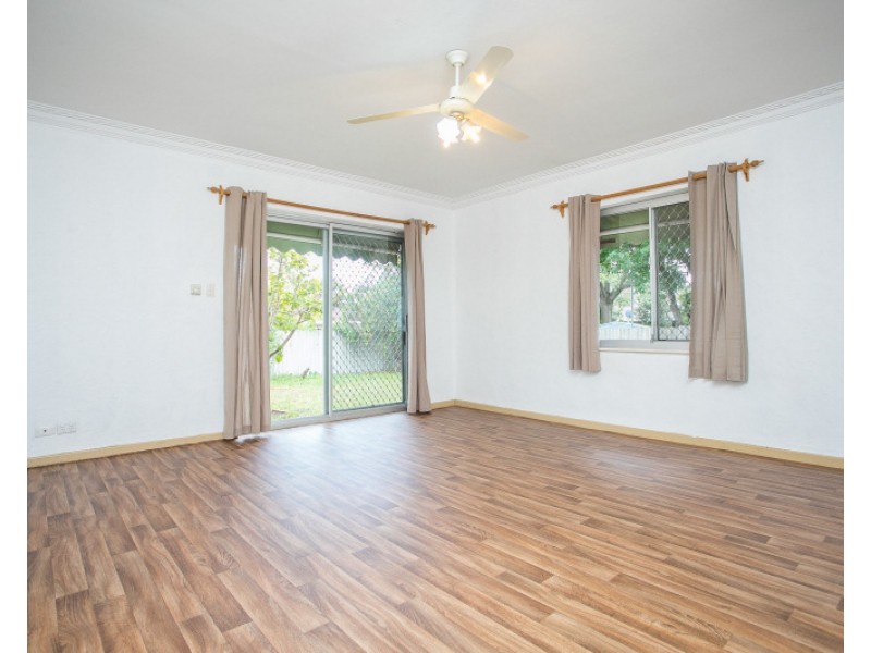 26 Baker Court, Langford WA 6147